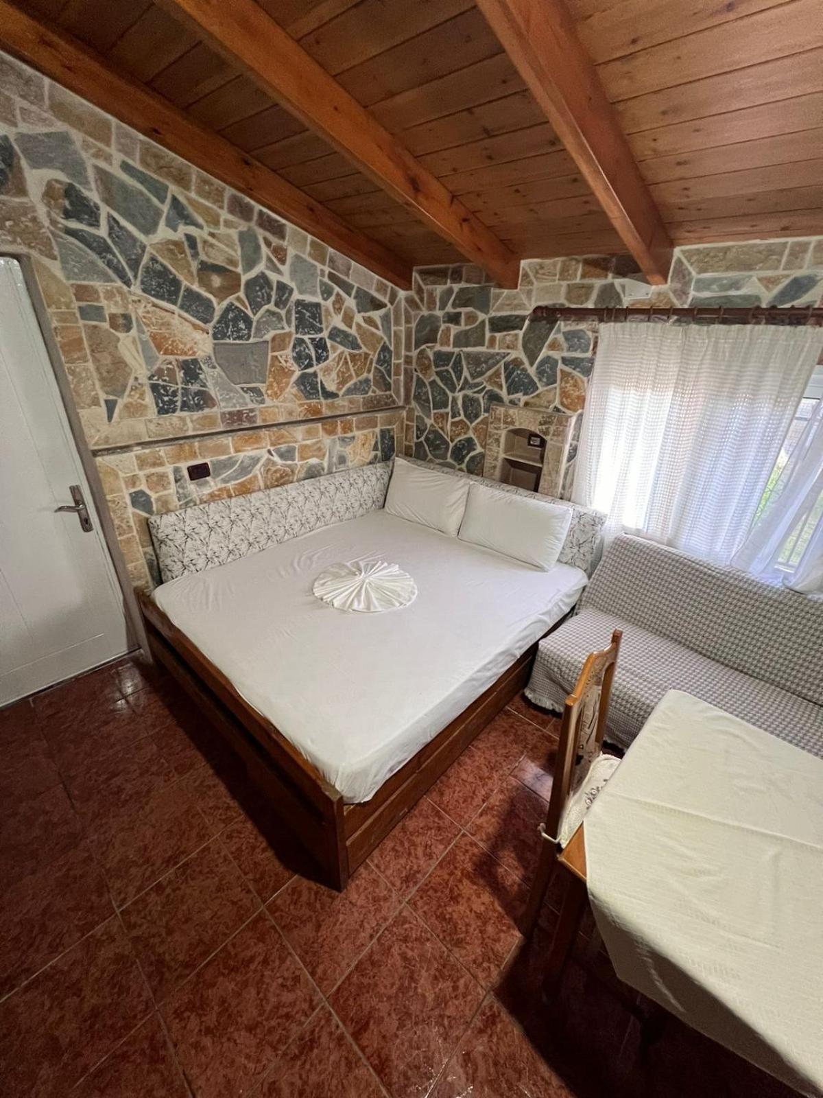 Guest Rooms Arbri Vlora Kültér fotó