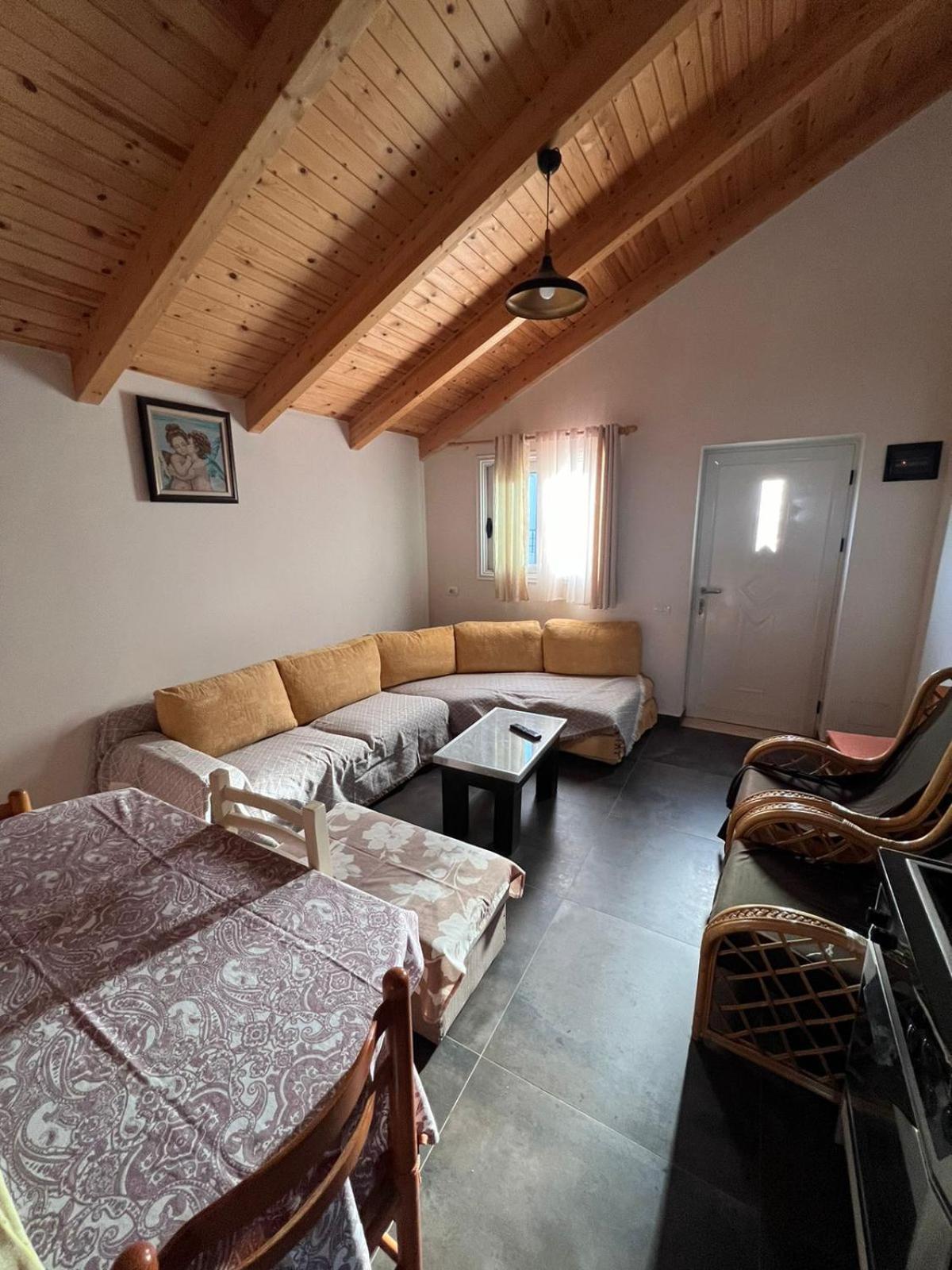 Guest Rooms Arbri Vlora Kültér fotó