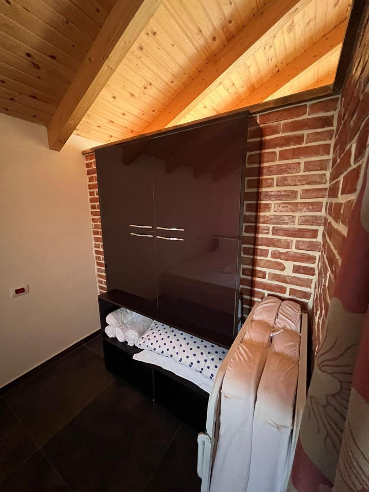 Guest Rooms Arbri Vlora Kültér fotó